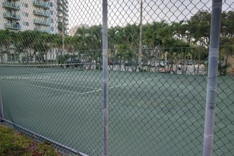 Condo in Sunny Isles Beach, Florida, 1 bedroom  № 1845840 - photo 12