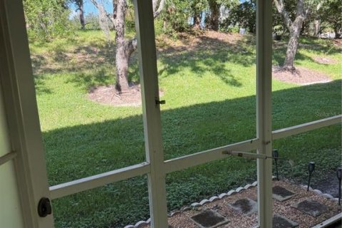 Townhouse in Temple Terrace, Florida 3 bedrooms, 176.24 sq.m. № 2323223 - photo 19