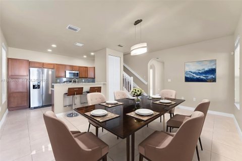 Villa ou maison à louer à Miami, Floride: 4 chambres, 214.79 m2 № 1977370 - photo 13