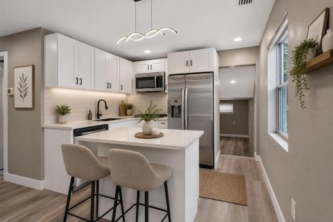 Casa en venta en Saint Petersburg, Florida, 3 dormitorios, 110.55 m2 № 2129564 - foto 10