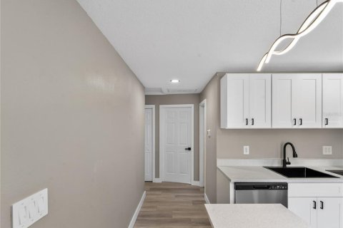 Casa en venta en Saint Petersburg, Florida, 3 dormitorios, 110.55 m2 № 2129564 - foto 17