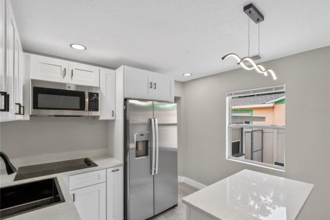 Casa en venta en Saint Petersburg, Florida, 3 dormitorios, 110.55 m2 № 2129564 - foto 15