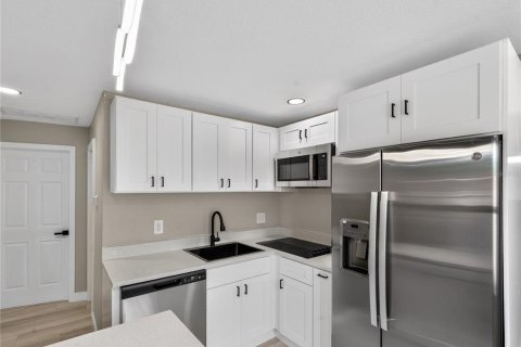 Casa en venta en Saint Petersburg, Florida, 3 dormitorios, 110.55 m2 № 2129564 - foto 14