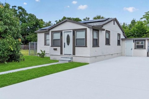 Casa en Saint Petersburg, Florida 3 dormitorios, 110.55 m2 № 2129564