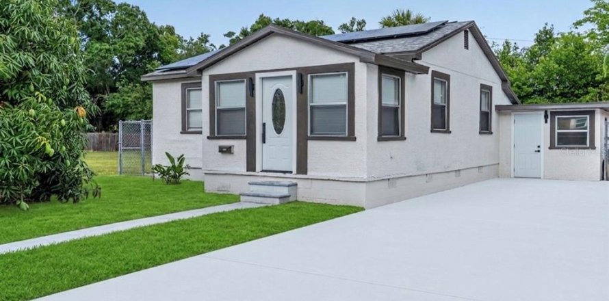 Casa en Saint Petersburg, Florida 3 dormitorios, 110.55 m2 № 2129564