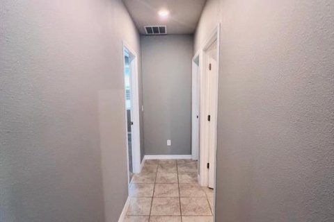 Casa en venta en Haines City, Florida, 3 dormitorios, 161.09 m2 № 2211648 - foto 4