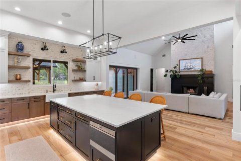 Villa ou maison à vendre à Eustis, Floride: 5 chambres, 416.48 m2 № 2205140 - photo 20