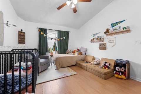 Casa en venta en Miami, Florida, 2 dormitorios, 90.95 m2 № 2049910 - foto 24