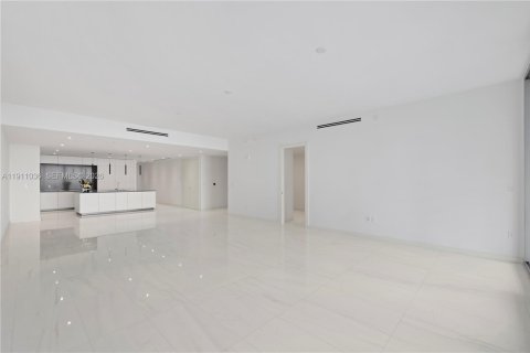 Condominio en venta en Miami, Florida, 4 dormitorios, 298.59 m2 № 2021148 - foto 11