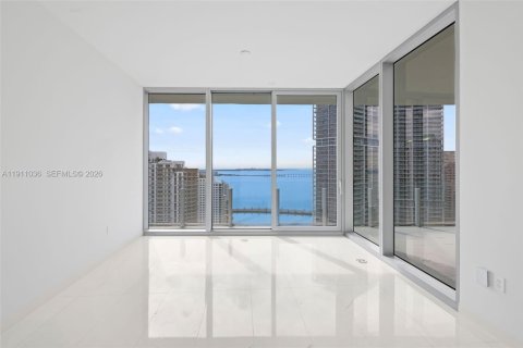 Condominio en venta en Miami, Florida, 4 dormitorios, 298.59 m2 № 2021148 - foto 17