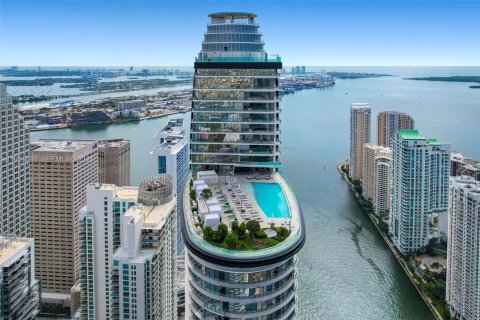 Condominio en venta en Miami, Florida, 4 dormitorios, 298.59 m2 № 2021148 - foto 3