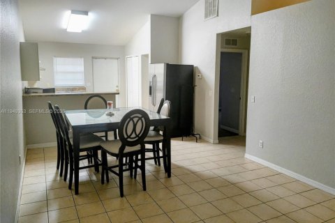 Immobilier commercial à vendre à Lehigh Acres, Floride: 179.12 m2 № 2005706 - photo 19