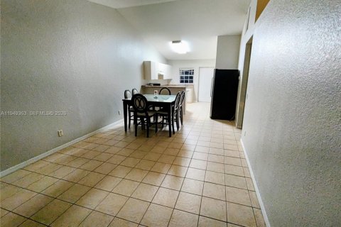 Immobilier commercial à vendre à Lehigh Acres, Floride: 179.12 m2 № 2005706 - photo 18