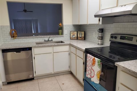 Adosado en venta en Davie, Florida, 2 dormitorios, 123.19 m2 № 2035542 - foto 6