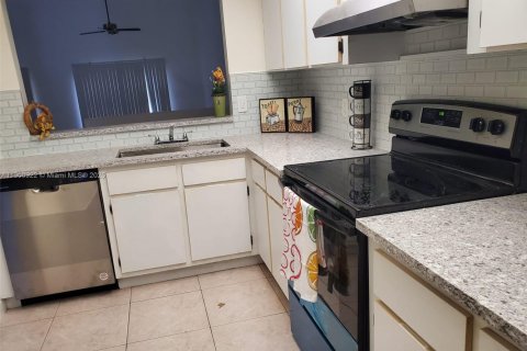 Adosado en venta en Davie, Florida, 2 dormitorios, 123.19 m2 № 2035542 - foto 7