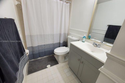 Adosado en venta en Davie, Florida, 2 dormitorios, 123.19 m2 № 2035542 - foto 24