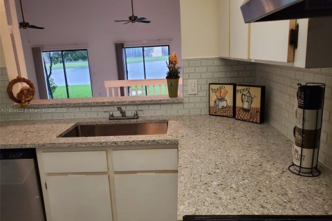 Adosado en venta en Davie, Florida, 2 dormitorios, 123.19 m2 № 2035542 - foto 9