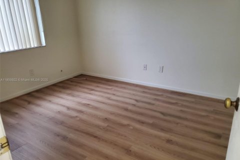 Adosado en venta en Davie, Florida, 2 dormitorios, 123.19 m2 № 2035542 - foto 23