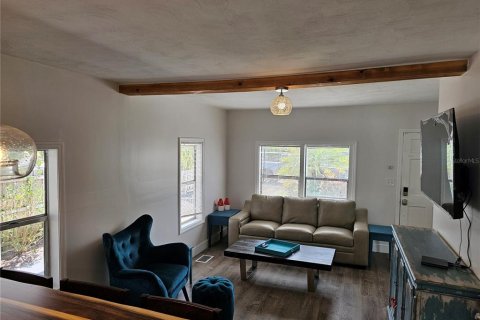 Villa ou maison à vendre à New Smyrna Beach, Floride: 2 chambres, 83.05 m2 № 1630424 - photo 6
