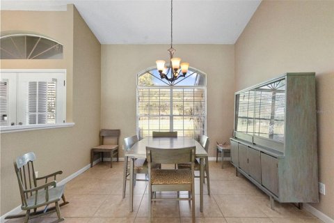 House in Lutz, Florida 3 bedrooms, 166.67 sq.m. № 2299610 - photo 9
