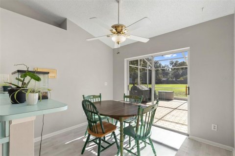 House in Lutz, Florida 3 bedrooms, 166.67 sq.m. № 2299610 - photo 23