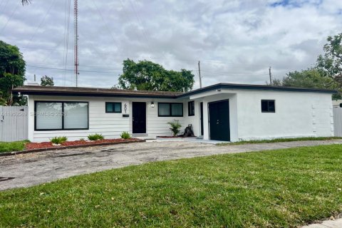 Купить виллу или дом в Майами-Гарденс, Флорида 4 спальни, 189.99м2, № 2009241 - фото 29