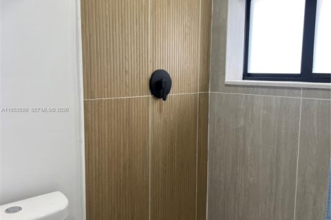 Купить виллу или дом в Майами-Гарденс, Флорида 4 спальни, 189.99м2, № 2009241 - фото 13