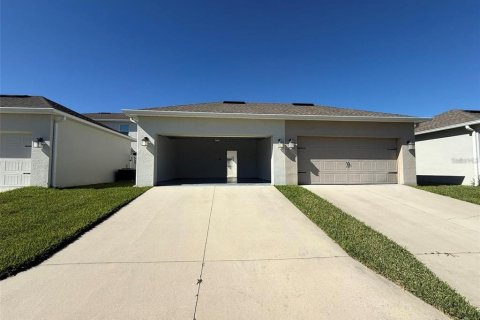 Townhouse in Winter Garden, Florida 3 bedrooms, 141.03 sq.m. № 2201977 - photo 28