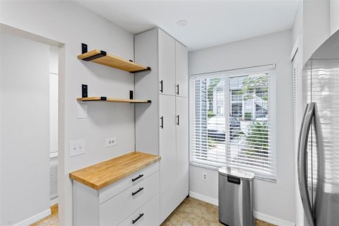 Condo in Orlando, Florida, 1 bedroom  № 2211363 - photo 6