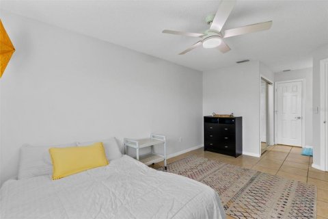 Condo in Orlando, Florida, 1 bedroom  № 2211363 - photo 14