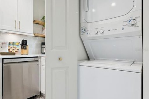 Condominio en venta en Orlando, Florida, 2 dormitorios, 115.2 m2 № 2157399 - foto 20