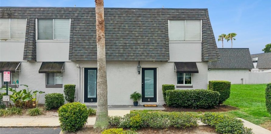 Condominio en Orlando, Florida, 2 dormitorios  № 2157399