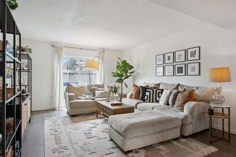Condominio en venta en Orlando, Florida, 2 dormitorios, 115.2 m2 № 2157399 - foto 4