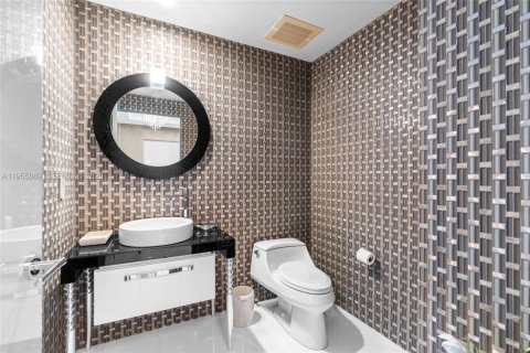 Купить кондоминиум в Санни-Айлс-Бич, Флорида 3 спальни, 375.79м2, № 2009850 - фото 19