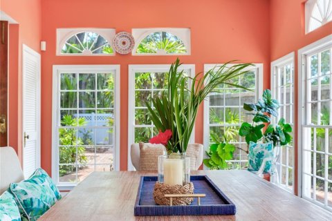 Casa en venta en Tampa, Florida, 4 dormitorios, 339 m2 № 1797820 - foto 28