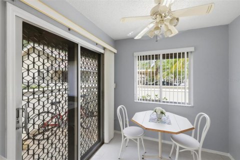 Condo in Venice, Florida, 3 bedrooms  № 2101471 - photo 26