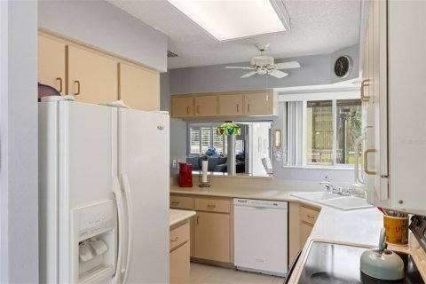 Condo in Venice, Florida, 3 bedrooms  № 2101471 - photo 28