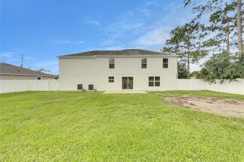 House in Palm Coast, Florida 5 bedrooms, 275.36 sq.m. № 1819632 - photo 8