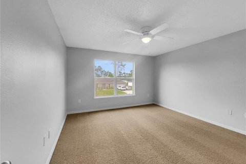 House in Palm Coast, Florida 5 bedrooms, 275.36 sq.m. № 1819632 - photo 5