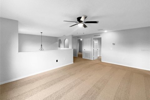 House in Palm Coast, Florida 5 bedrooms, 275.36 sq.m. № 1819632 - photo 25