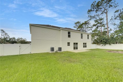 House in Palm Coast, Florida 5 bedrooms, 275.36 sq.m. № 1819632 - photo 11