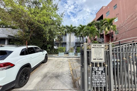 Appartement à louer à Miami, Floride: 1 chambre, 74.32 m2 № 1954794 - photo 14