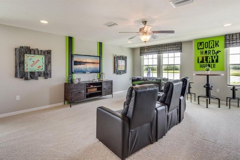 House in Lakewood Ranch, Florida 4 bedrooms, 256.04 sq.m. № 1808021 - photo 14