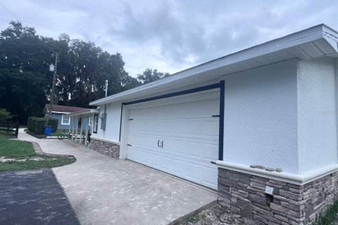 Casa en alquiler en Oxford, Florida, 3 dormitorios, 208.47 m2 № 1900227 - foto 3