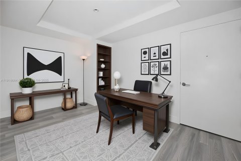 Condo in Miami, Florida, 1 bedroom  № 2016450 - photo 3