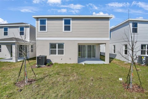 House in Umatilla, Florida 4 bedrooms, 201.6 sq.m. № 1378298 - photo 19