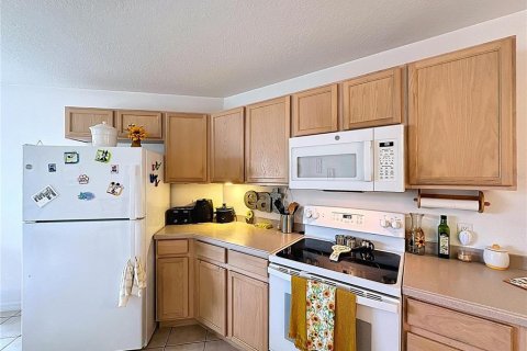 House in Davenport, Florida 2 bedrooms, 137.96 sq.m. № 1849967 - photo 18