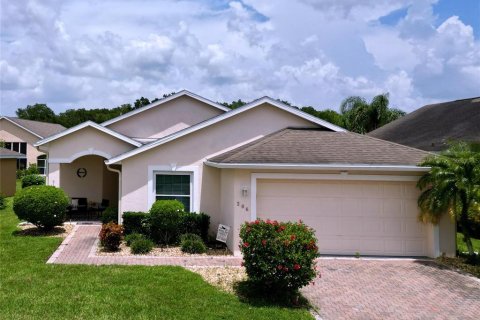 House in Davenport, Florida 2 bedrooms, 137.96 sq.m. № 1849967 - photo 1