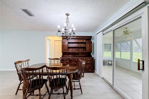 Villa ou maison à vendre à Lady Lake, Floride: 2 chambres, 115.94 m2 № 2420405 - photo 29