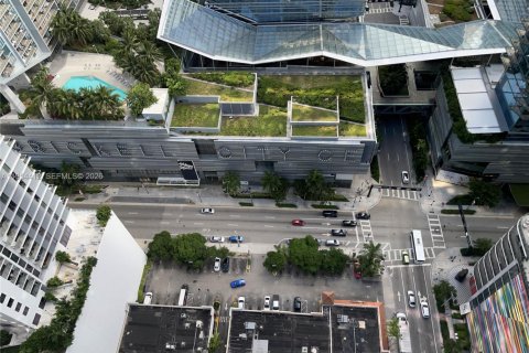 Снять в аренду кондоминиум в Майами, Флорида 1 спальня, 70.23м2, № 2008338 - фото 25